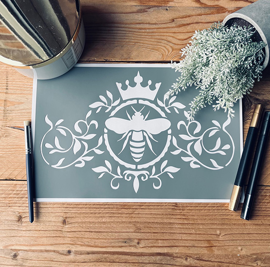 Pochoir Adhésif Style Vintage en PVC, Motif Médaillon Abeille Royale, 30 x 20 cm