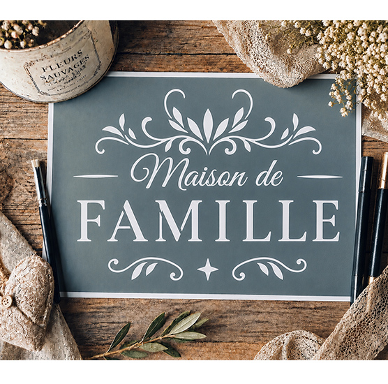 Pochoir Adhésif Maison de Famille 30x20 cm – Déco Campagne Chic et Ambiance Vintage