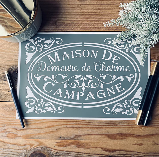 Pochoir Adhésif Style Vintage en PVC, Motif Maison de Campagne, 30 x 20 cm