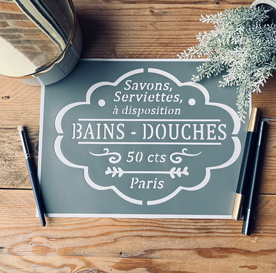 Pochoir Adhésif Style Vintage en PVC, Motif Affiche Bains & Douches, 30 x 20 cm